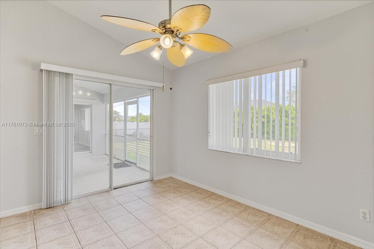 Real estate property located at 205 19 Ter, Lee, Cape Coral, Cape Coral, FL