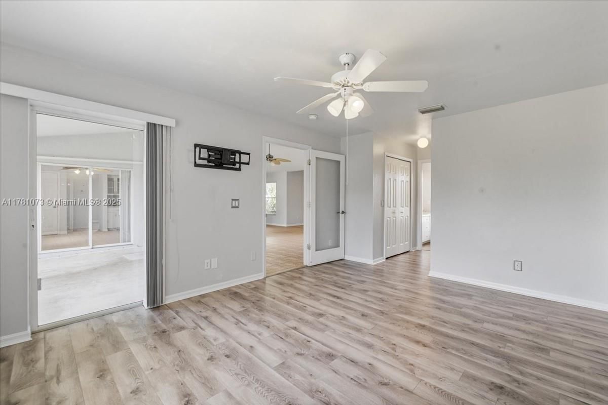 Real estate property located at 205 19 Ter, Lee, Cape Coral, Cape Coral, FL