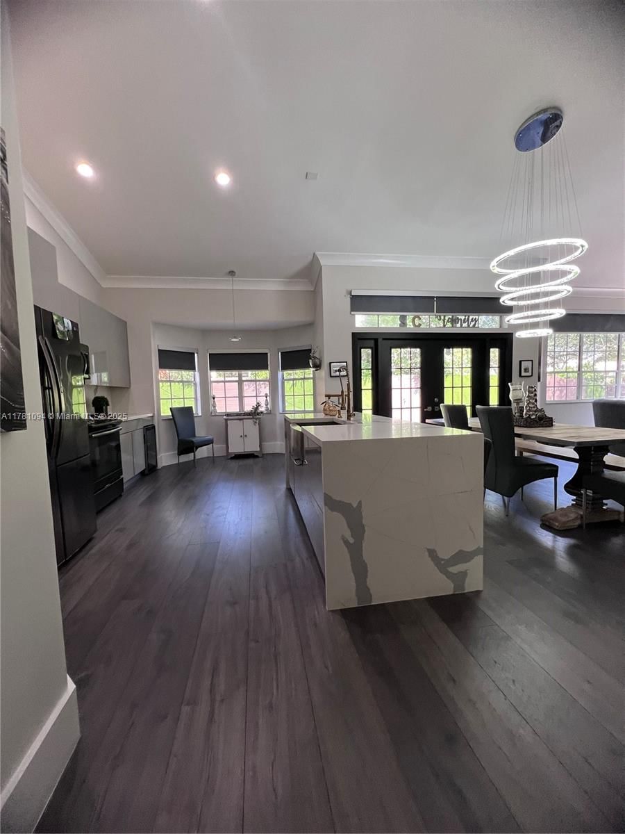 Real estate property located at 1371 Bayview Cir, Broward, Sector 6, Weston, FL