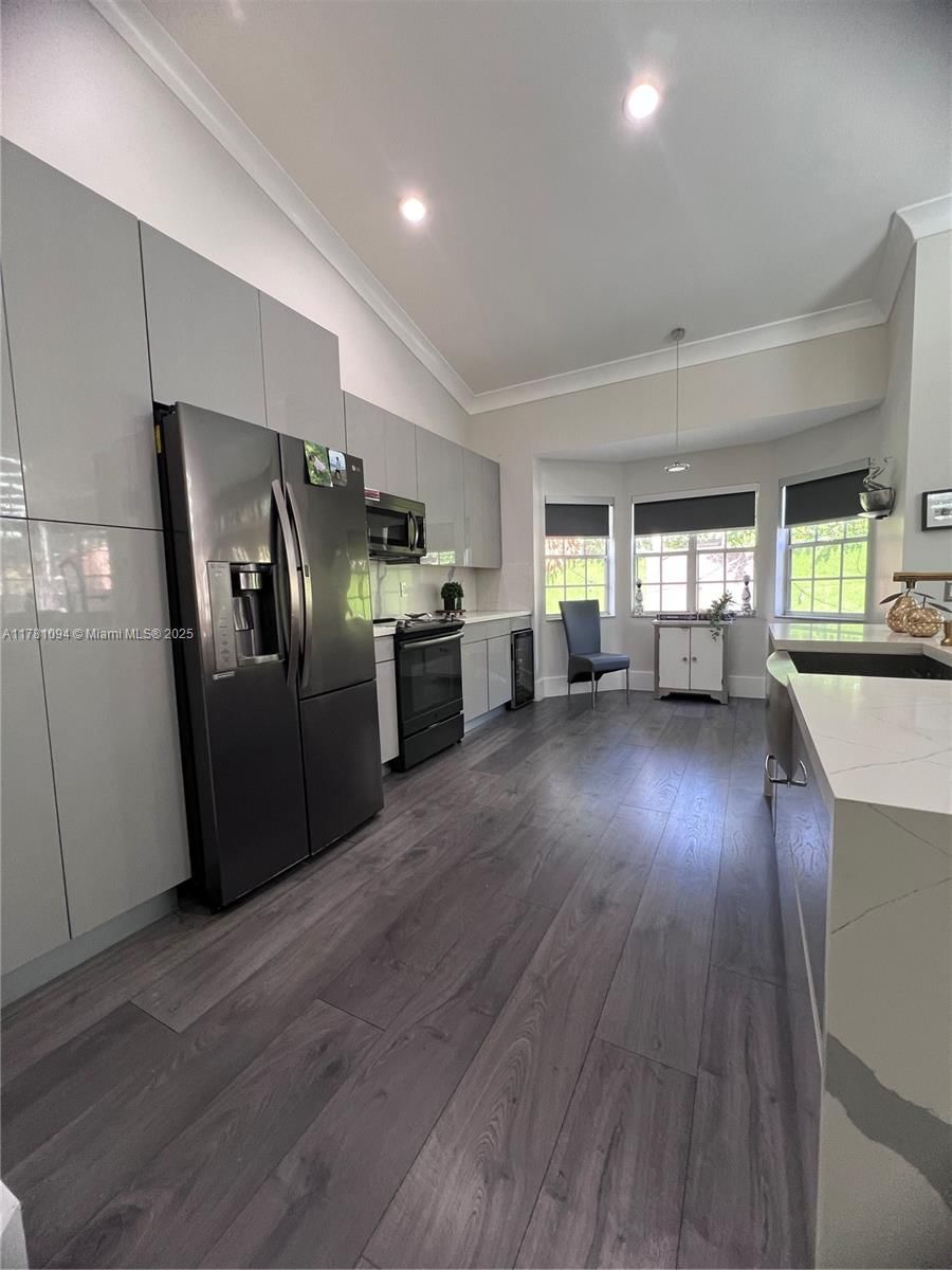 Real estate property located at 1371 Bayview Cir, Broward, Sector 6, Weston, FL