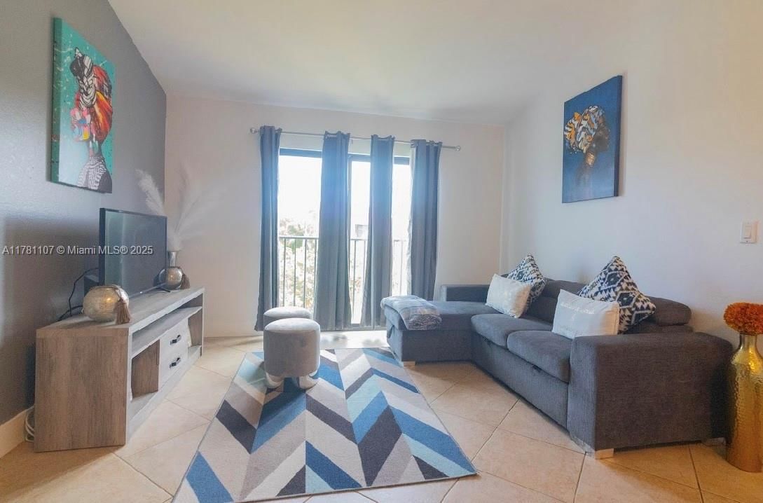 Real estate property located at 50 12th St #2360, Palm Beach, Villa Valencia Condo, Boca Raton, FL