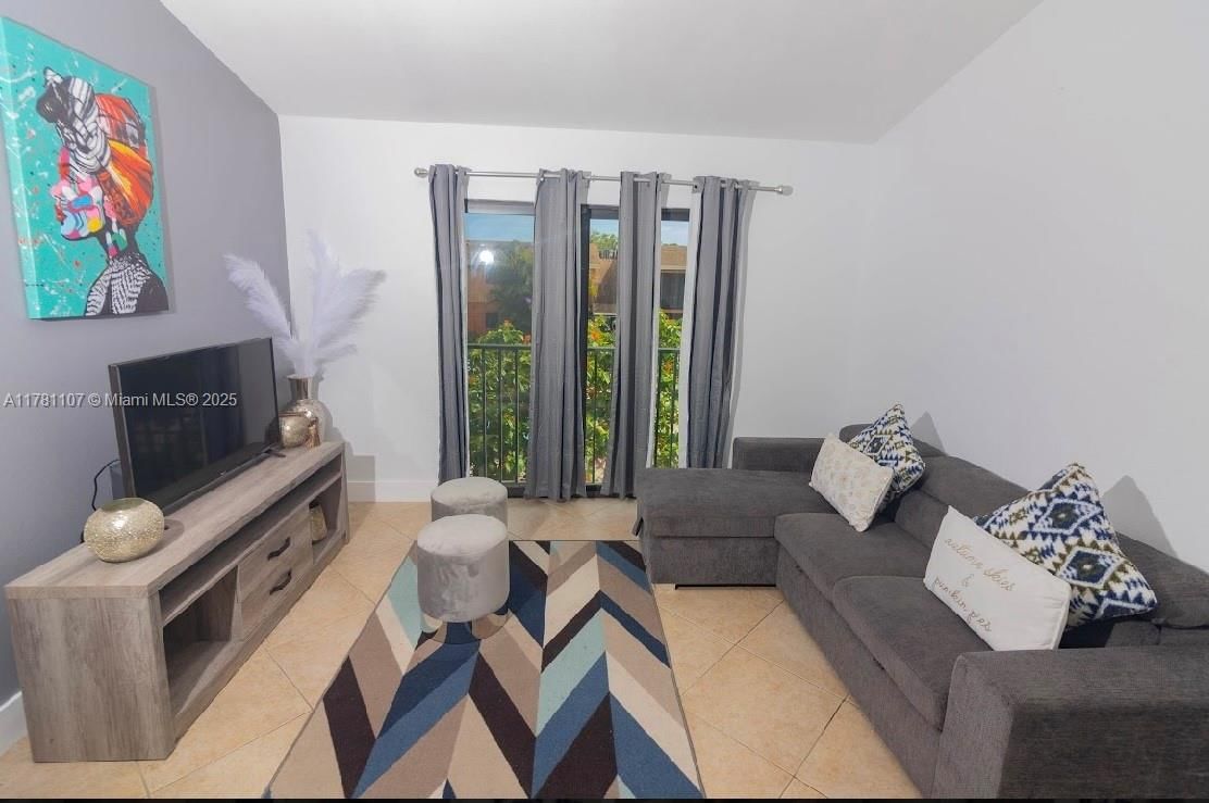 Real estate property located at 50 12th St #2360, Palm Beach, Villa Valencia Condo, Boca Raton, FL