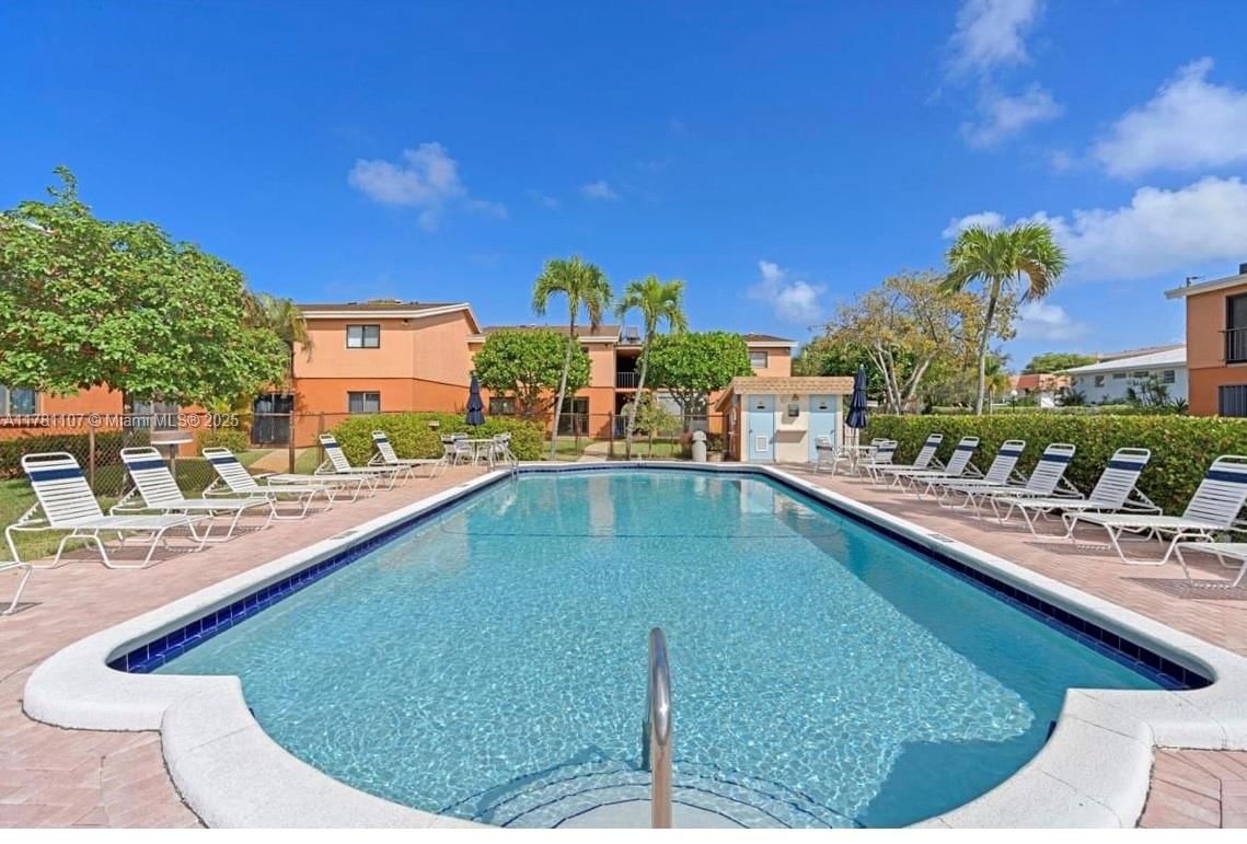 Real estate property located at 50 12th St #2360, Palm Beach, Villa Valencia Condo, Boca Raton, FL