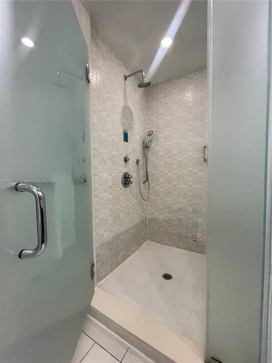 Real estate property located at 5300 87th Ave #1103, Miami-dade, The Blue A Resort Hotel C, Doral, FL