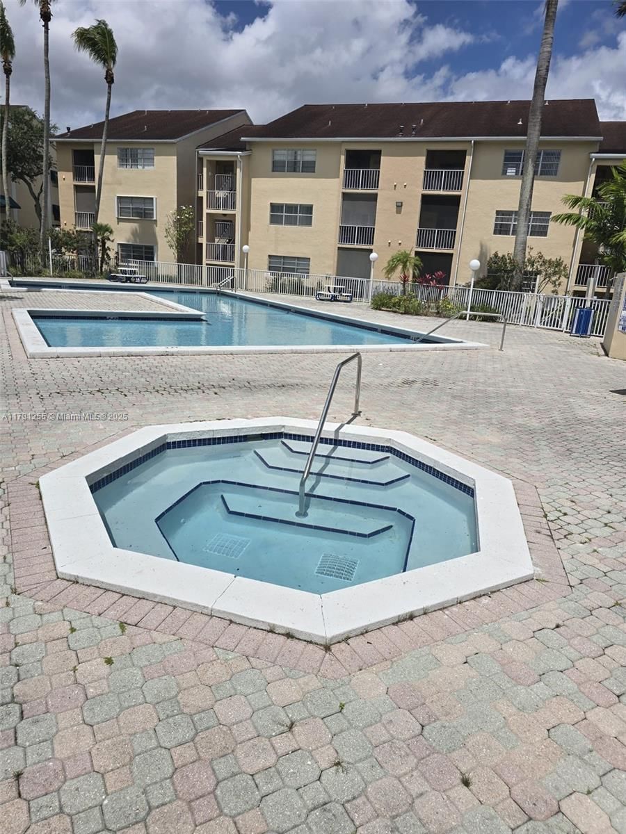 Real estate property located at 15290 106th Ln #316, Miami-dade, Hammocks Trails Condo, Miami, FL