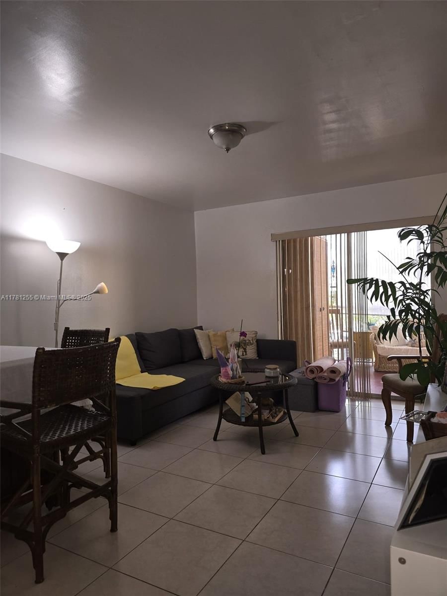 Real estate property located at 15290 106th Ln #316, Miami-dade, Hammocks Trails Condo, Miami, FL