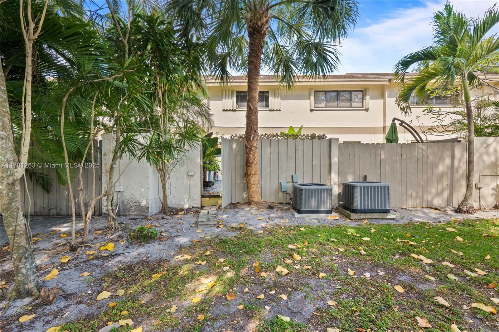 Real estate property located at 3062 Oakland Forest Dr #205, Broward, Pines Of Oakland Forest W, Oakland Park, FL