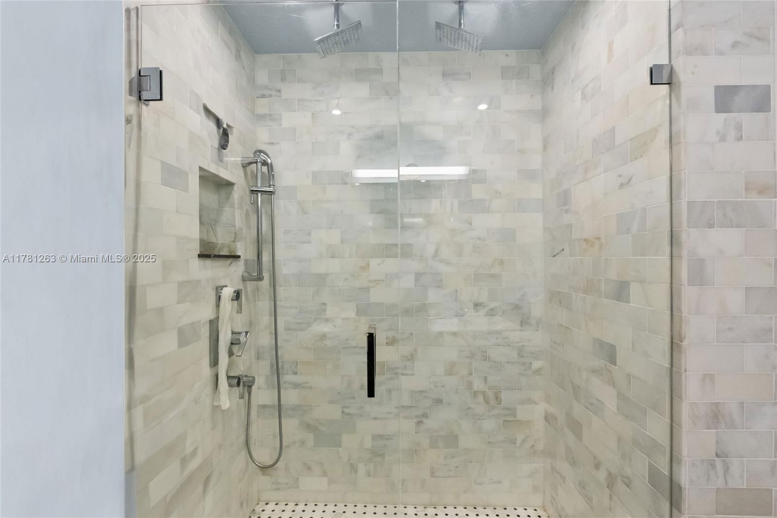 Real estate property located at 3062 Oakland Forest Dr #205, Broward, Pines Of Oakland Forest W, Oakland Park, FL