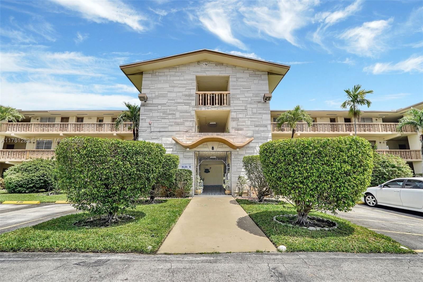 Real estate property located at 16701 13th Ave #309, Miami-dade, Mar-len Gardens No 8 Corp, Miami, FL