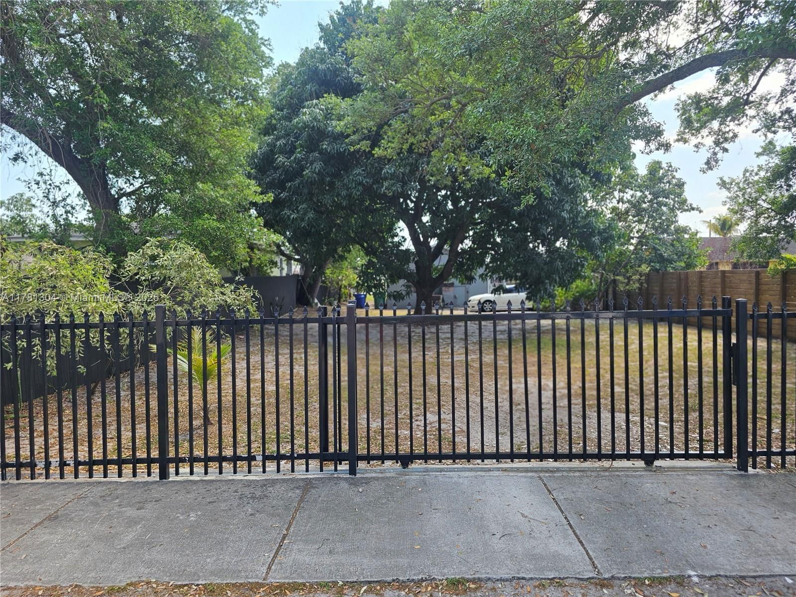 Real estate property located at 2255 85th St, Miami-dade, West Liltte River, Miami, FL