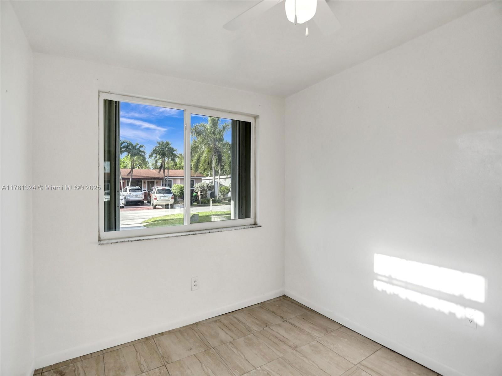 Real estate property located at 410 171st Ter, Miami-dade, Seaboard Park, North Miami Beach, FL