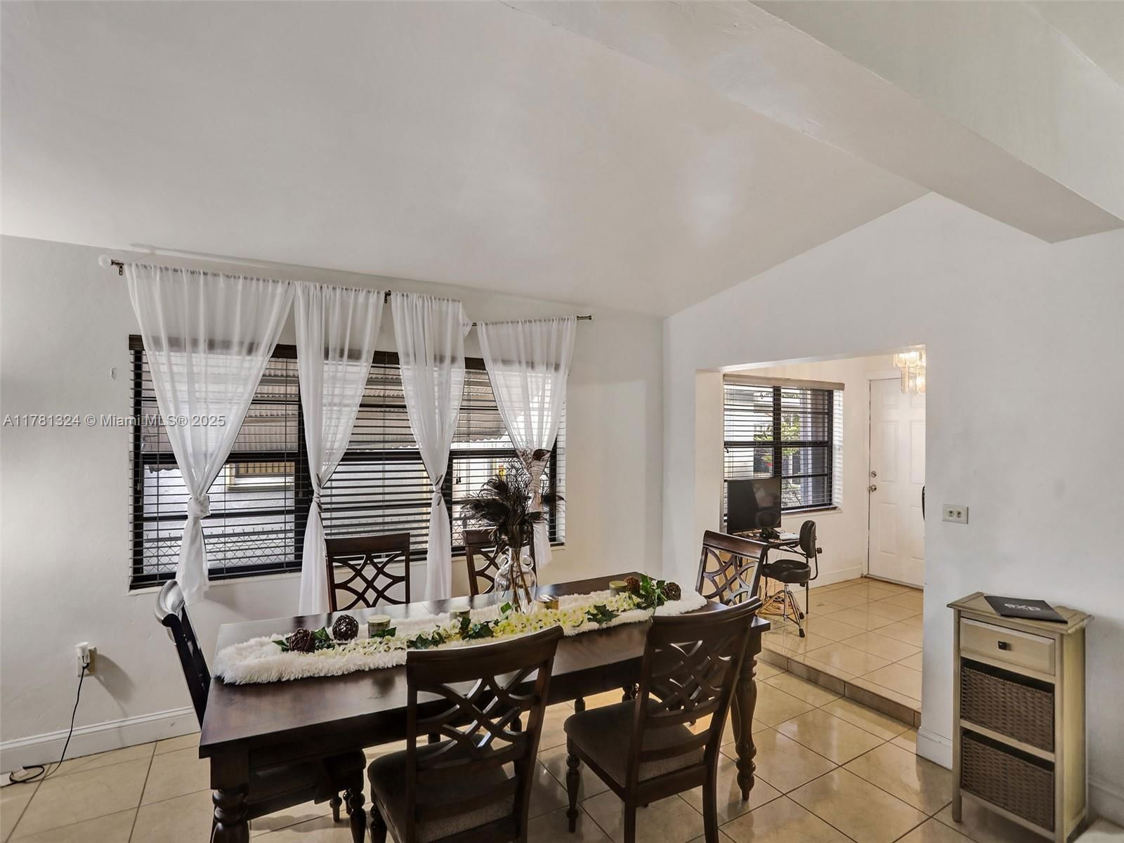 Real estate property located at 410 171st Ter, Miami-dade, Seaboard Park, North Miami Beach, FL