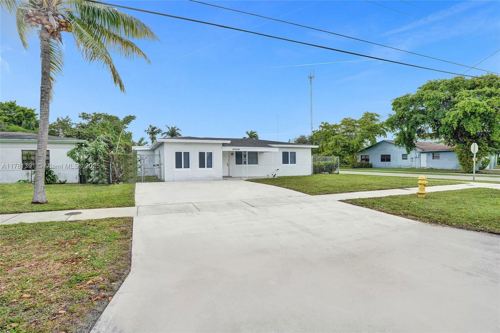Real estate property located at 4540 21st St, Broward, Carver Ranches, West Park, FL