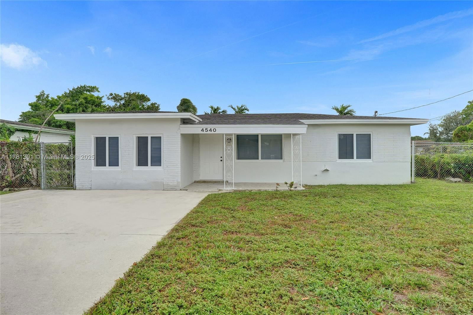Real estate property located at 4540 21st St, Broward, Carver Ranches, West Park, FL