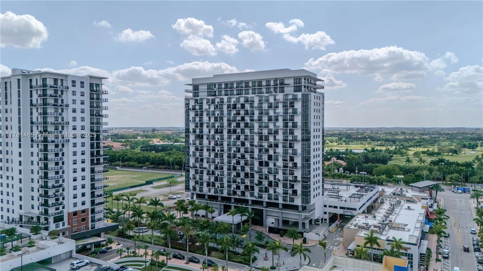 Real estate property located at 5252 85th Ave #1402, Miami-dade, 5252 Paseo Condo, Doral, FL