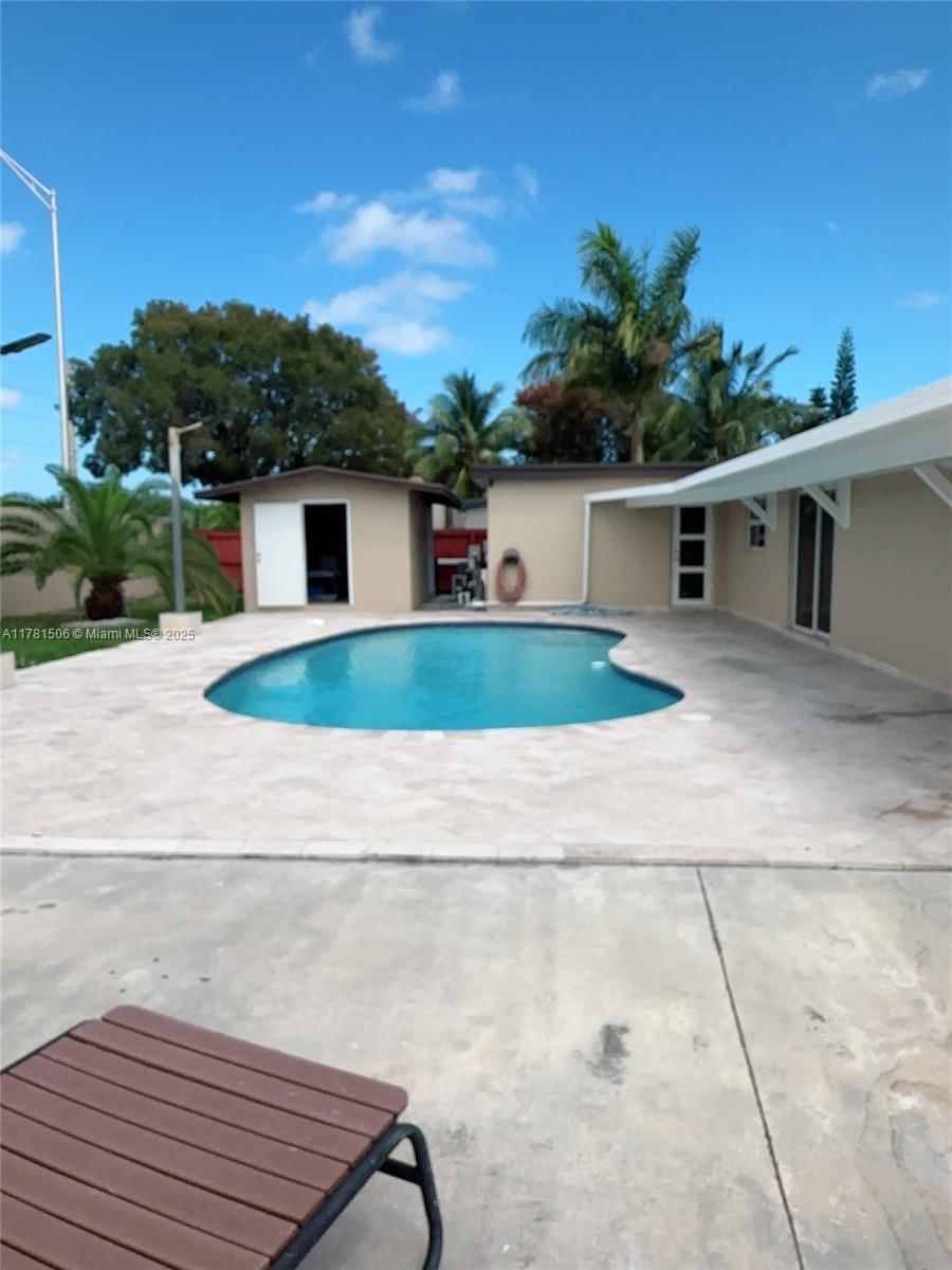 Real estate property located at 10075 152nd Ter, Miami-dade, Fairway Estates Sec 3, Miami, FL