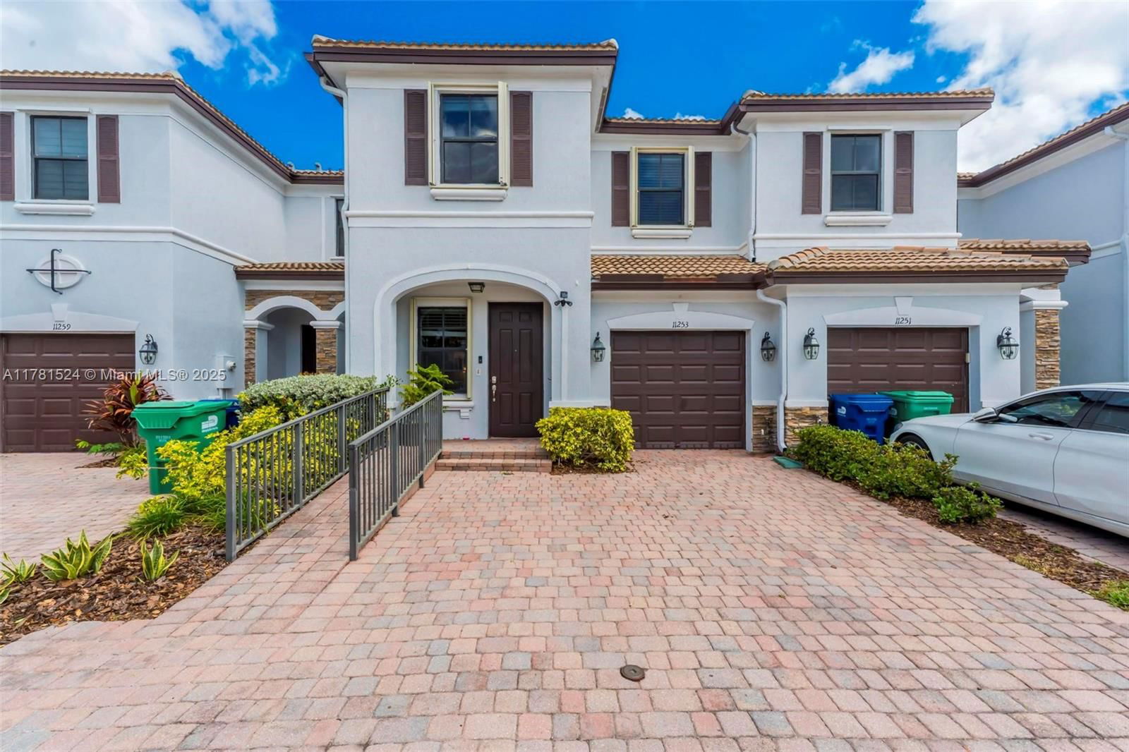 Real estate property located at 11253 88th Ter, Miami-dade, Villa Bello, Doral, FL