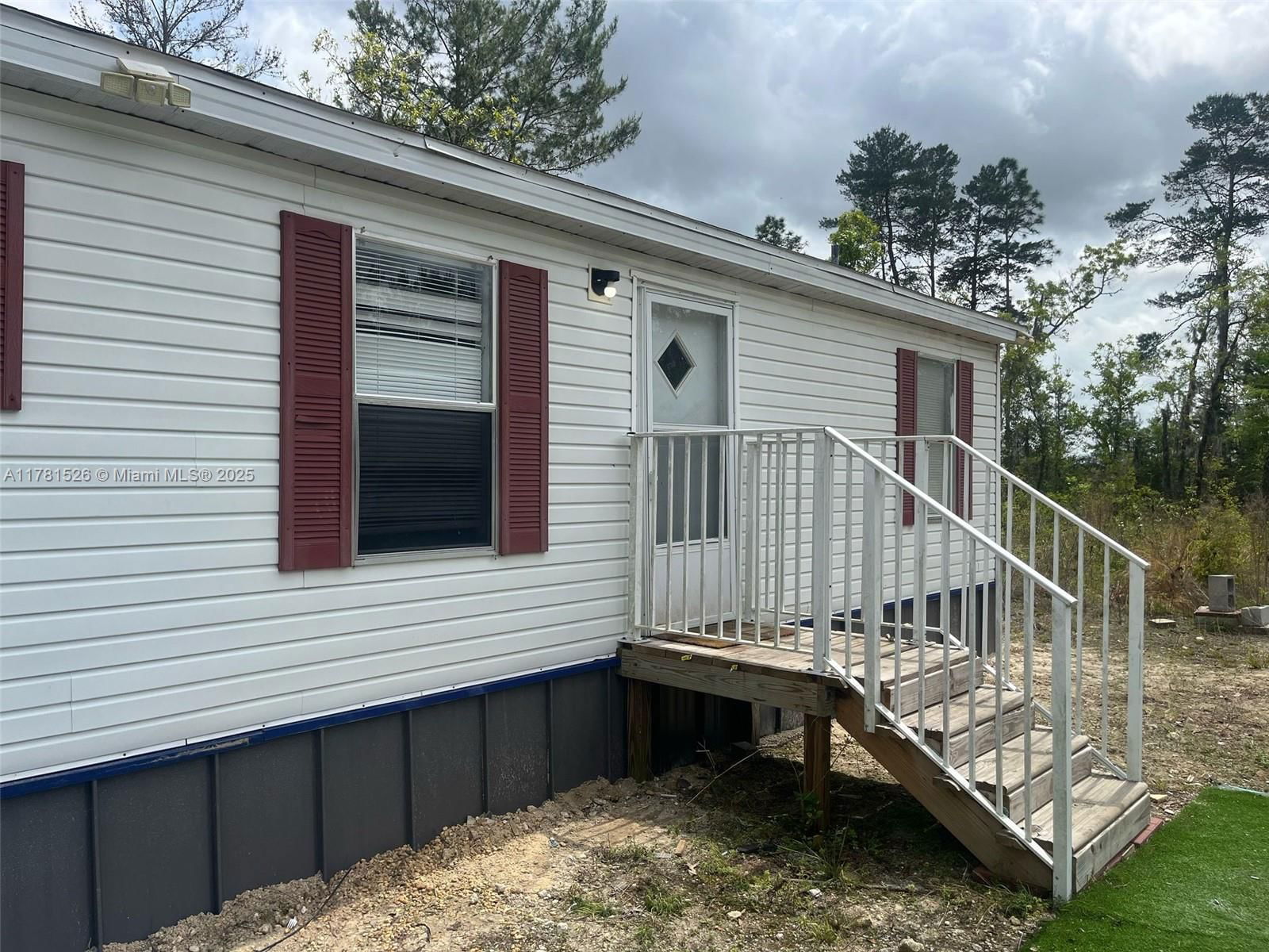 Real estate property located at 7551 97th Ct, Levy, University Estates, Other City - In The State Of Florida, FL