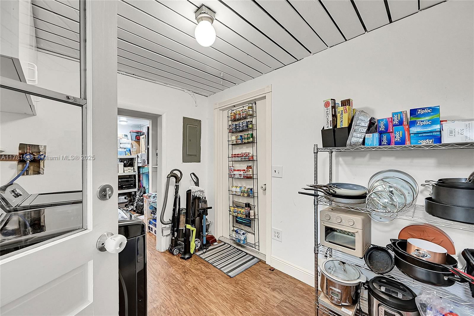 Real estate property located at 3775 Citrus Trce #18, Broward, Isla Merita Homes Ii Cond, Davie, FL