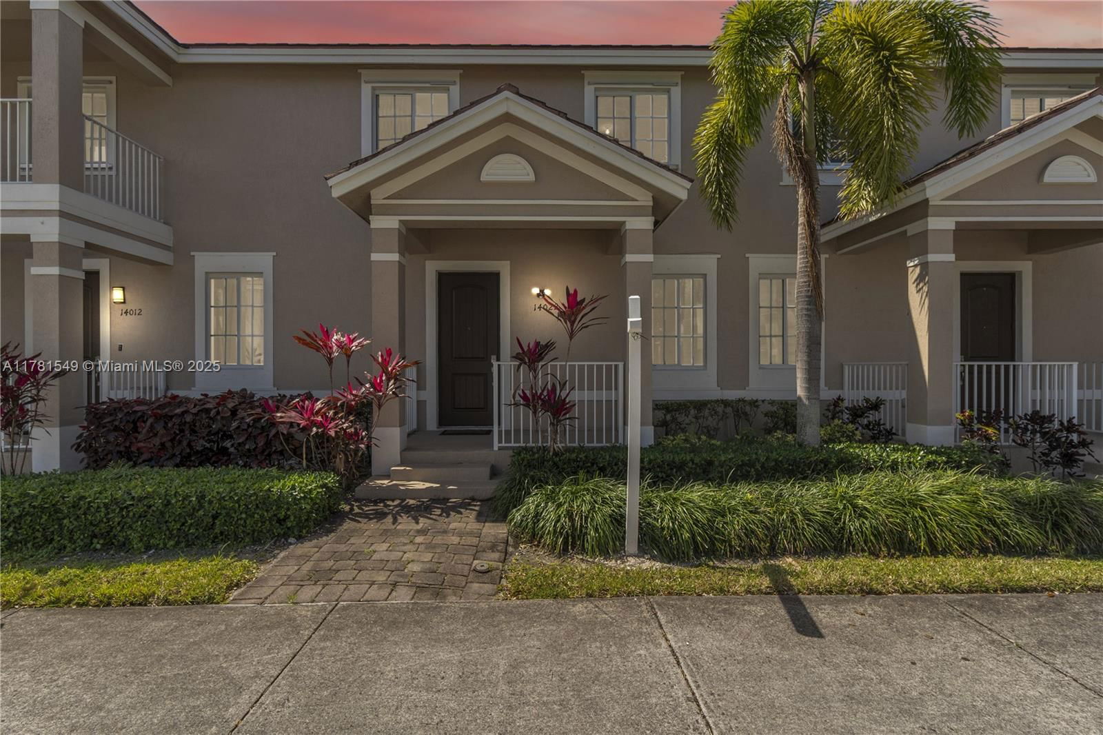 Real estate property located at 14022 276th St, Miami-dade, Mandarin Lakes, Homestead, FL