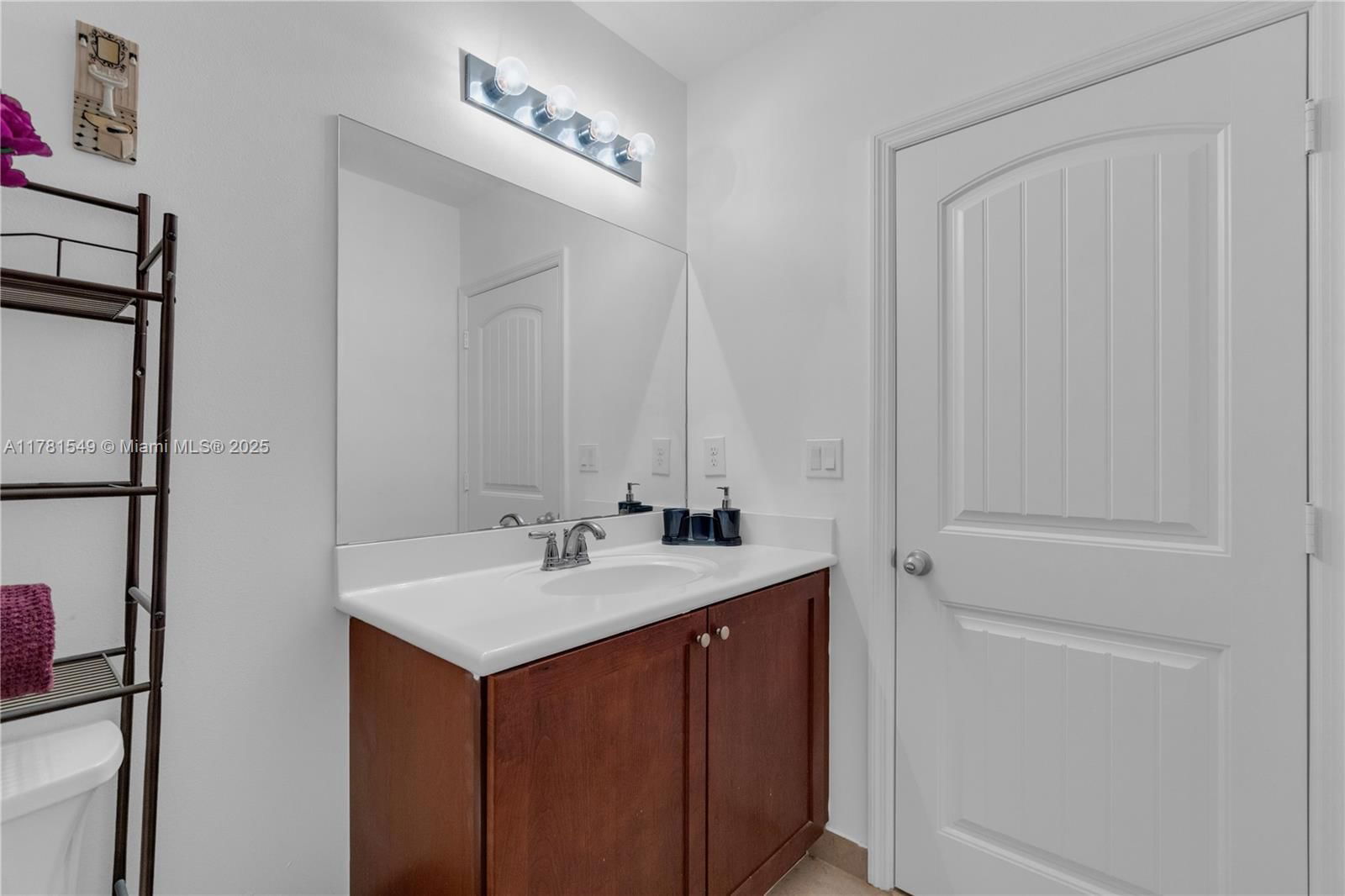 Real estate property located at 14022 276th St, Miami-dade, Mandarin Lakes, Homestead, FL