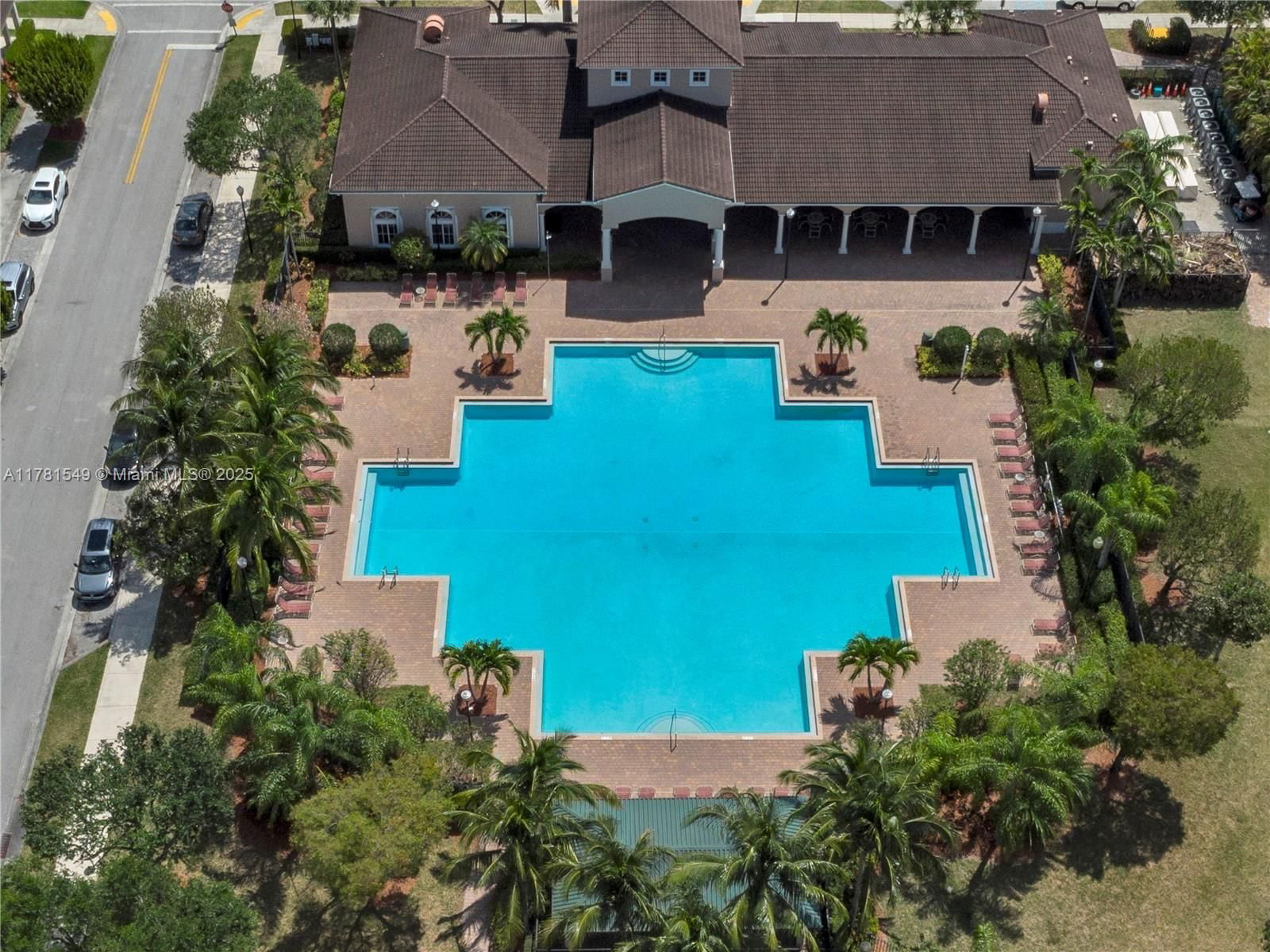 Real estate property located at 14022 276th St, Miami-dade, Mandarin Lakes, Homestead, FL