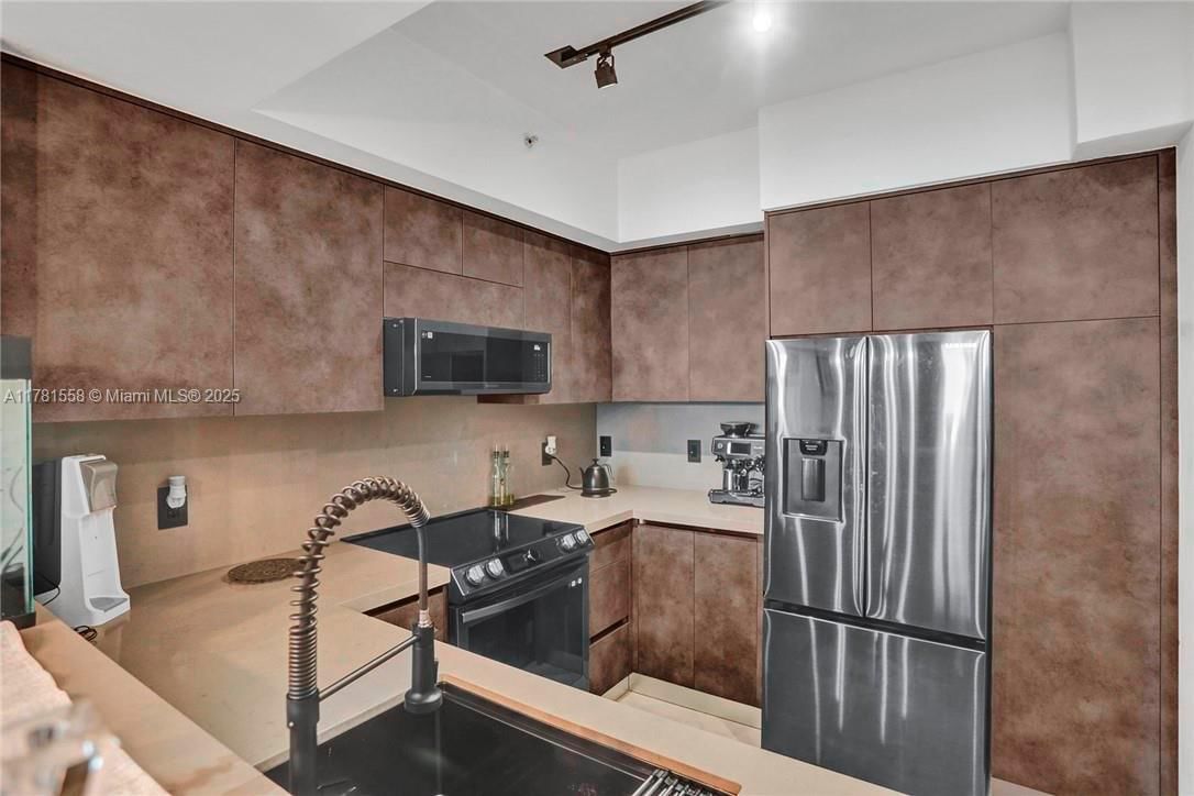 Real estate property located at 1755 Hallandale Beach Blvd #1608E, Broward, Duo Condominium East, Hallandale Beach, FL