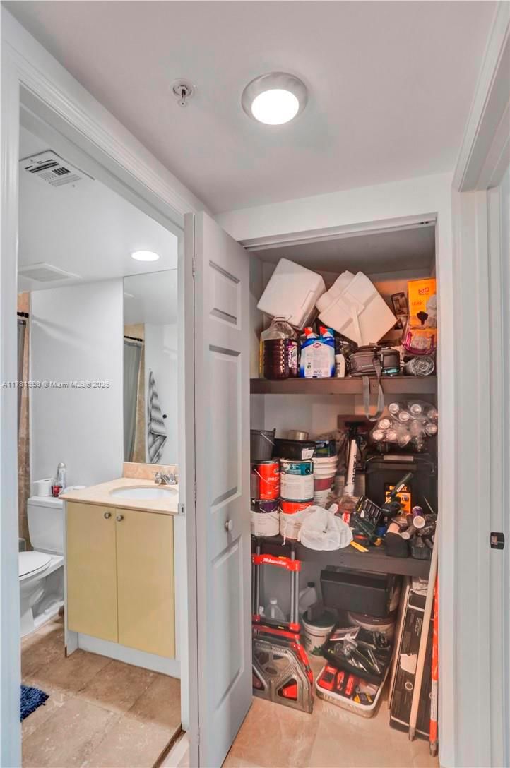 Real estate property located at 1755 Hallandale Beach Blvd #1608E, Broward, Duo Condominium East, Hallandale Beach, FL