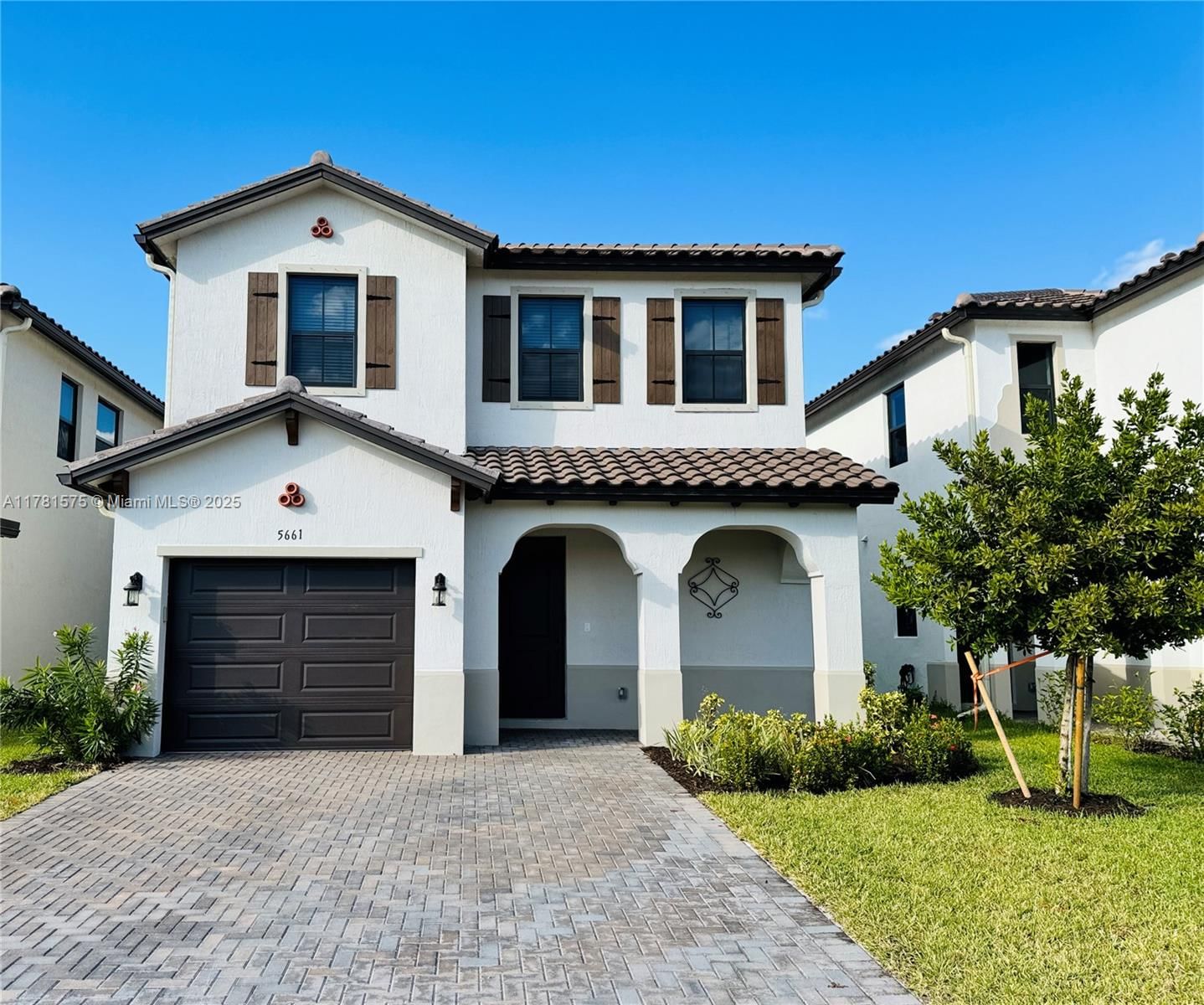 Real estate property located at 5661 CERVA LN, Collier, Silverwood At Ave Maria, Ave Maria, FL