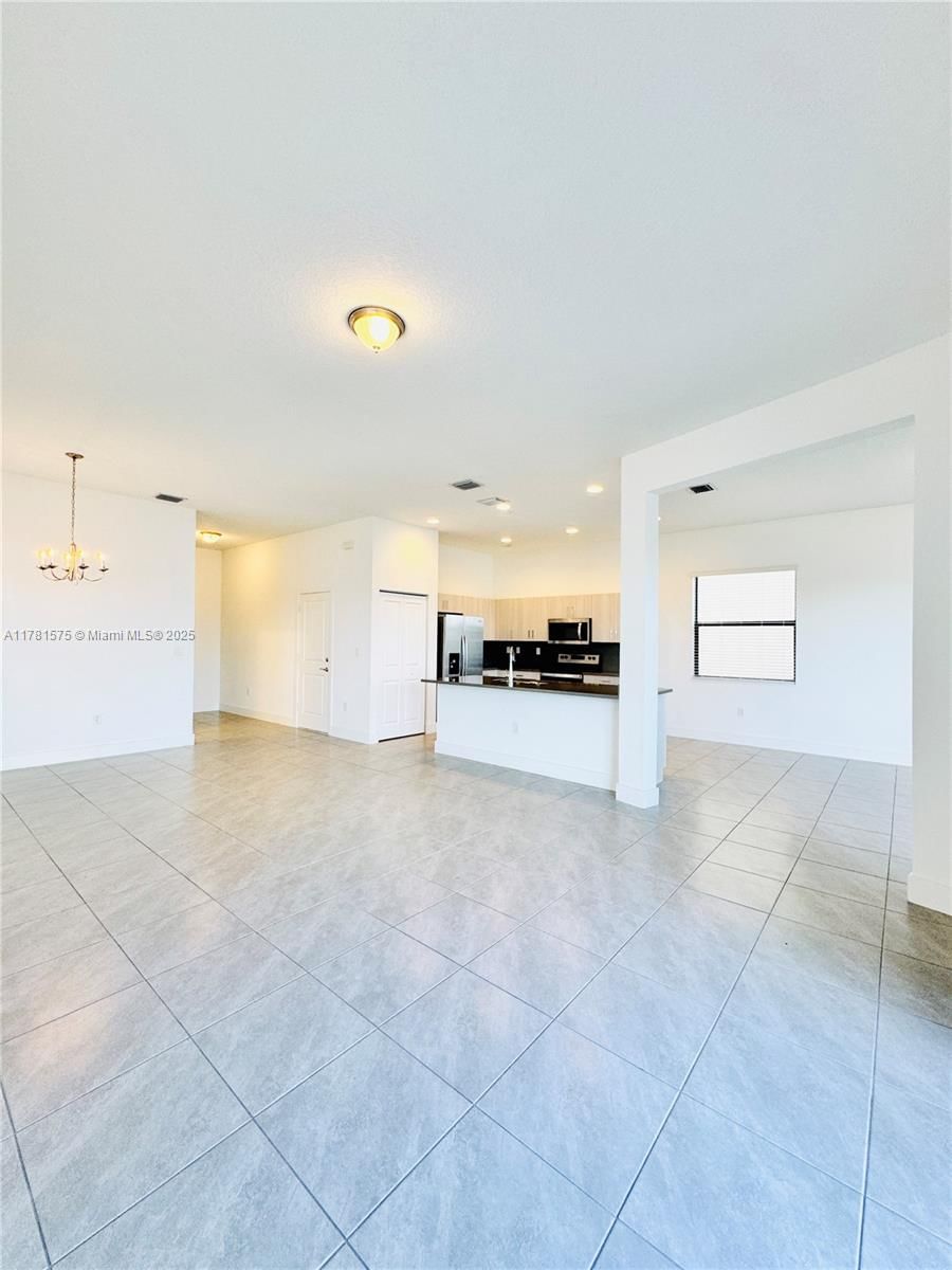 Real estate property located at 5661 CERVA LN, Collier, Silverwood At Ave Maria, Ave Maria, FL