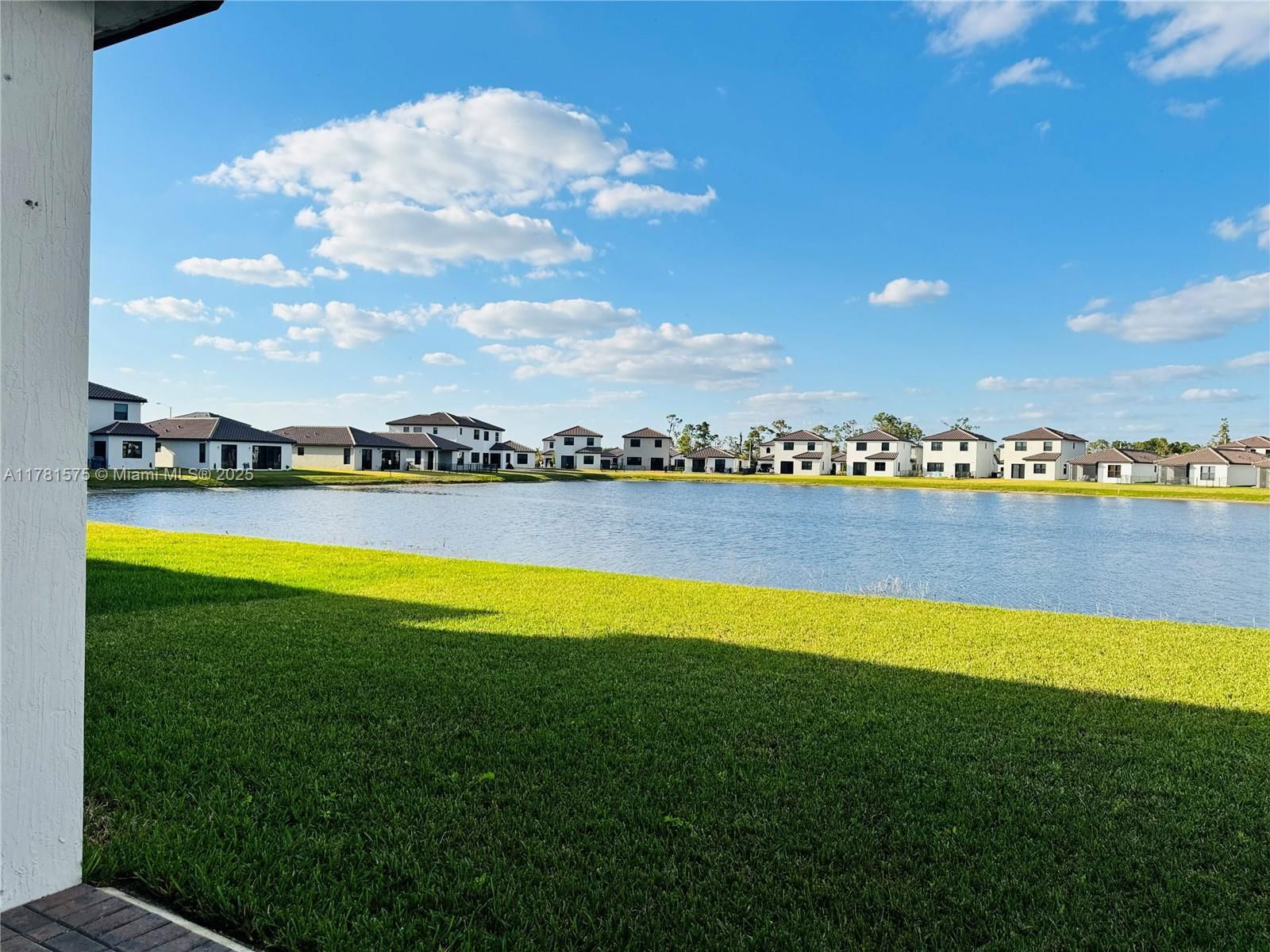 Real estate property located at 5661 CERVA LN, Collier, Silverwood At Ave Maria, Ave Maria, FL