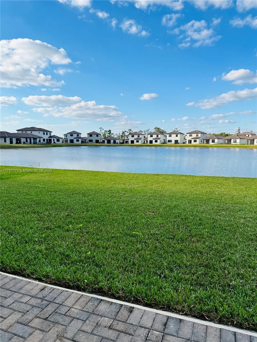 Real estate property located at 5661 CERVA LN, Collier, Silverwood At Ave Maria, Ave Maria, FL