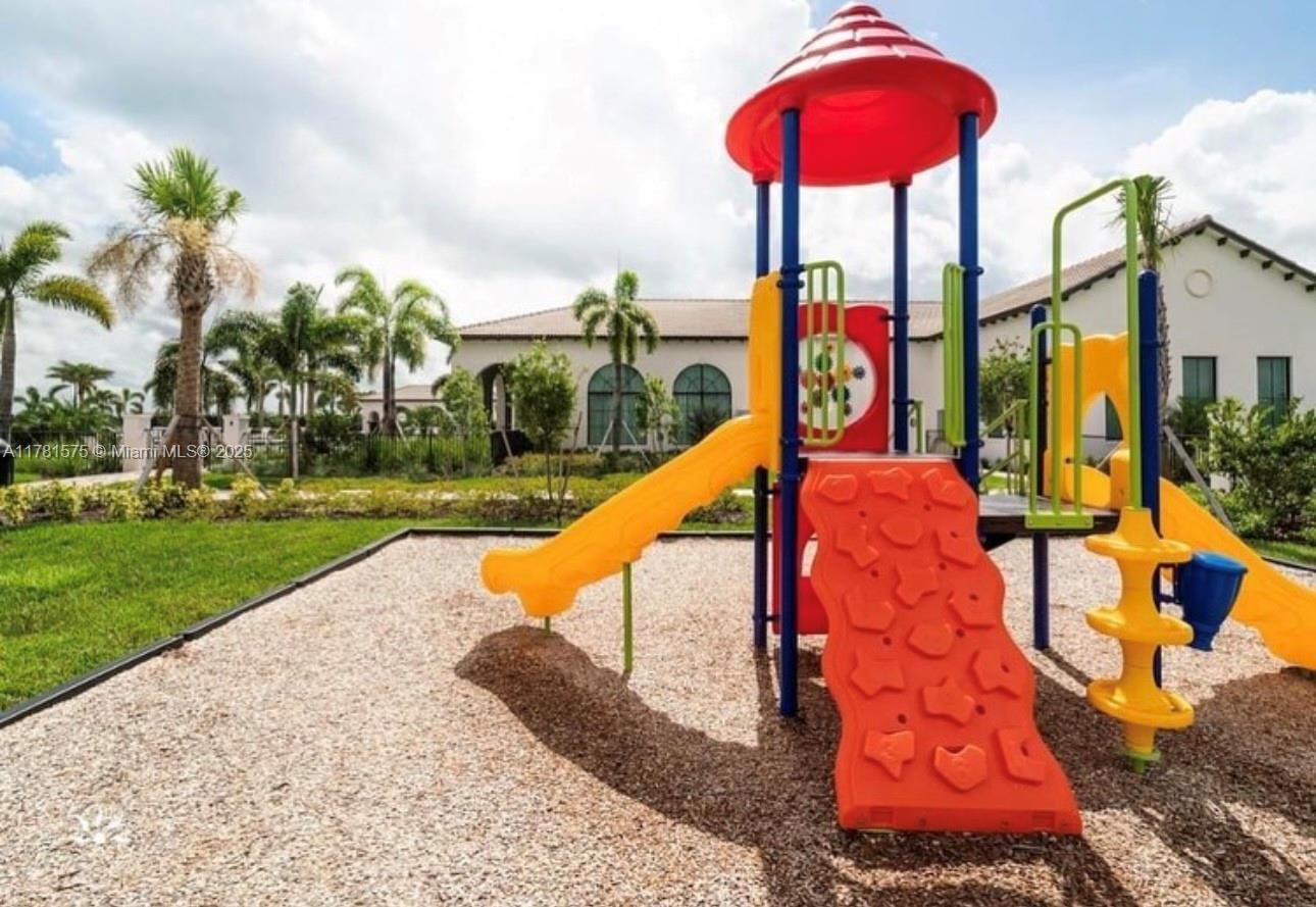 Real estate property located at 5661 CERVA LN, Collier, Silverwood At Ave Maria, Ave Maria, FL