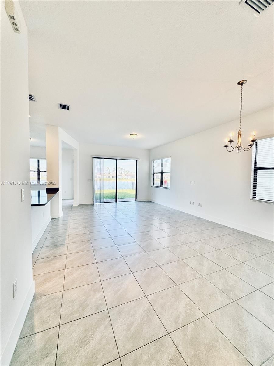 Real estate property located at 5661 CERVA LN, Collier, Silverwood At Ave Maria, Ave Maria, FL