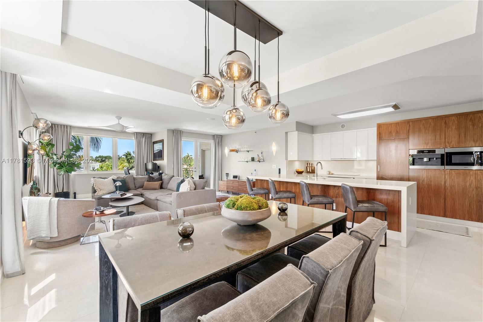 Real estate property located at 217 Hendricks Isle #401, Broward, Vista Las Olas Condo, Fort Lauderdale, FL