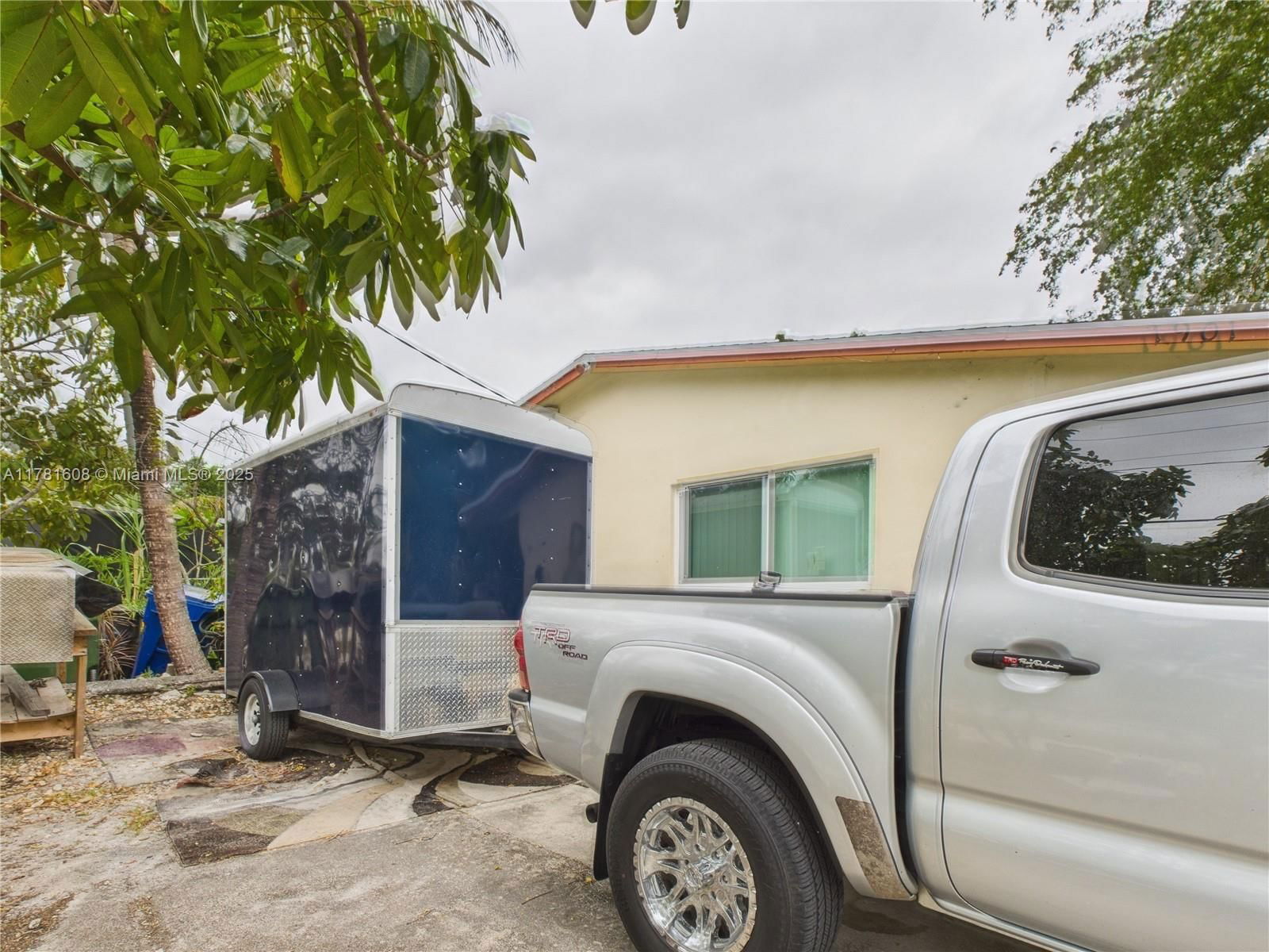 Real estate property located at 1901 11th St, Broward, Riverside Park, Fort Lauderdale, FL