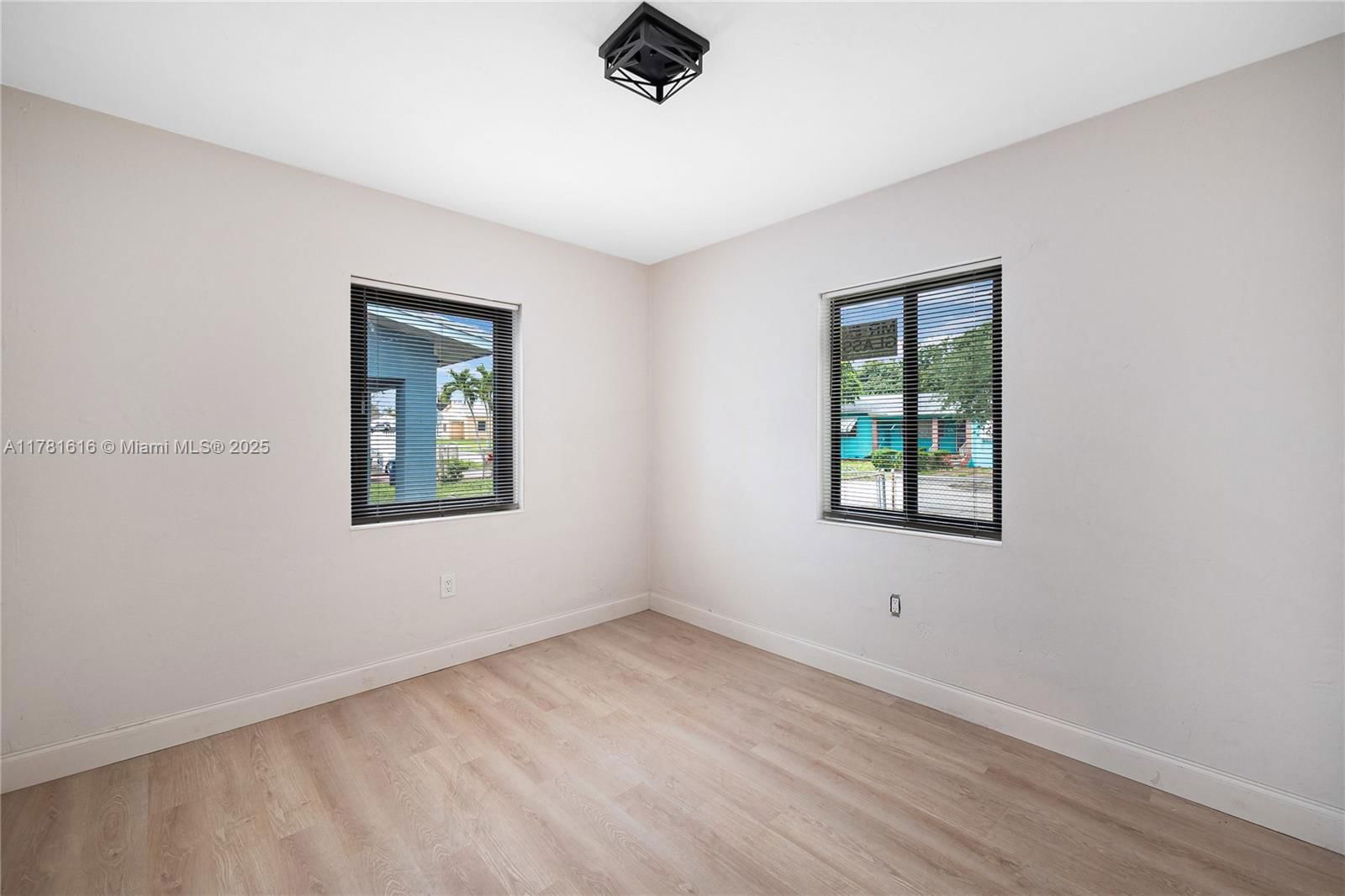 Real estate property located at 8025 15th Ave, Miami-dade, Everglades Ave Heights, Miami, FL