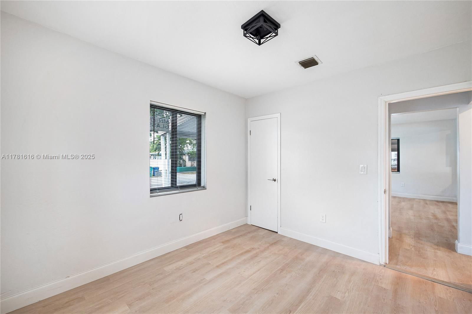 Real estate property located at 8025 15th Ave, Miami-dade, Everglades Ave Heights, Miami, FL