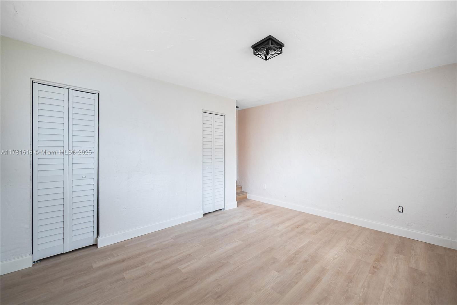 Real estate property located at 8025 15th Ave, Miami-dade, Everglades Ave Heights, Miami, FL