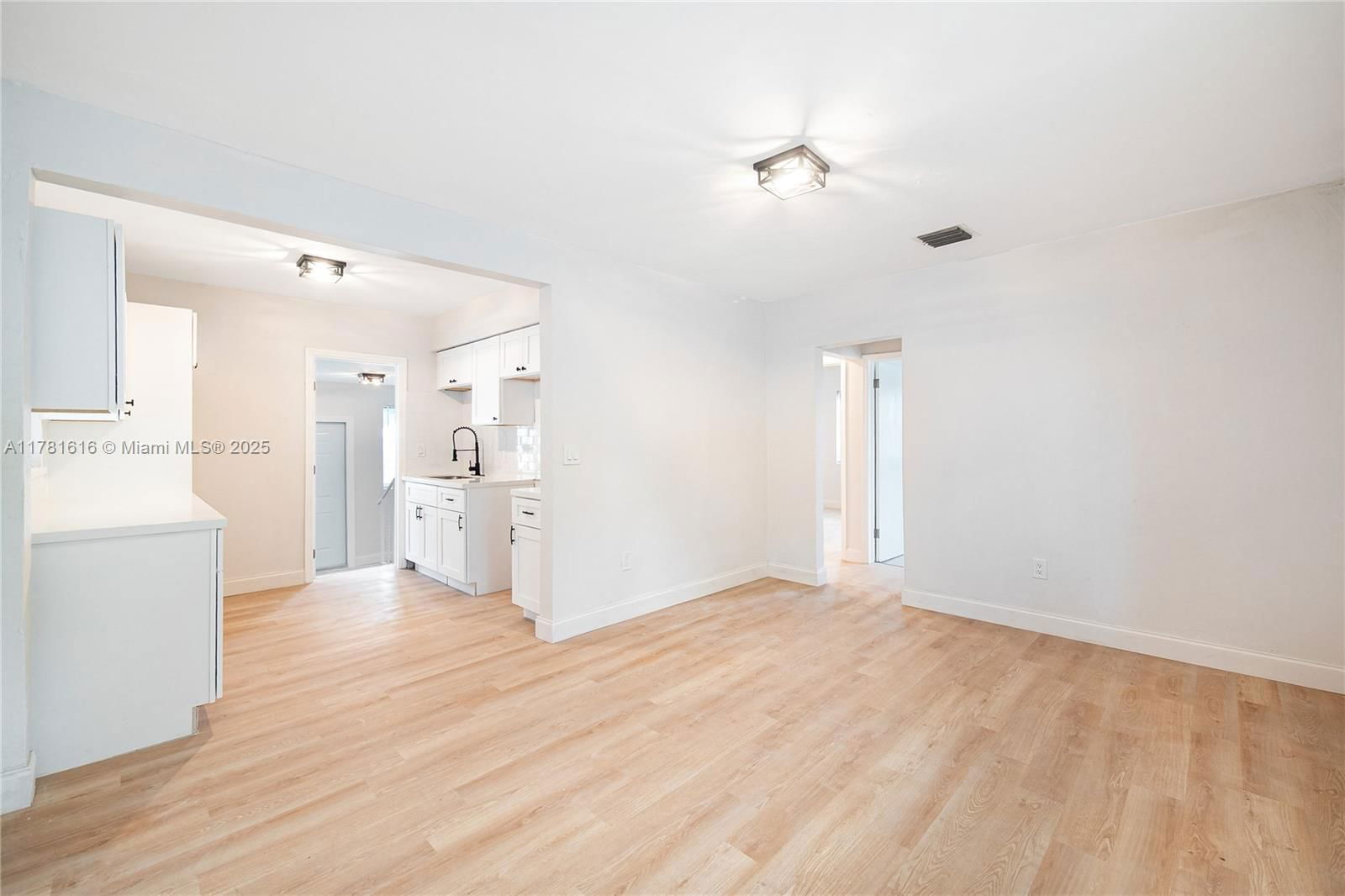 Real estate property located at 8025 15th Ave, Miami-dade, Everglades Ave Heights, Miami, FL