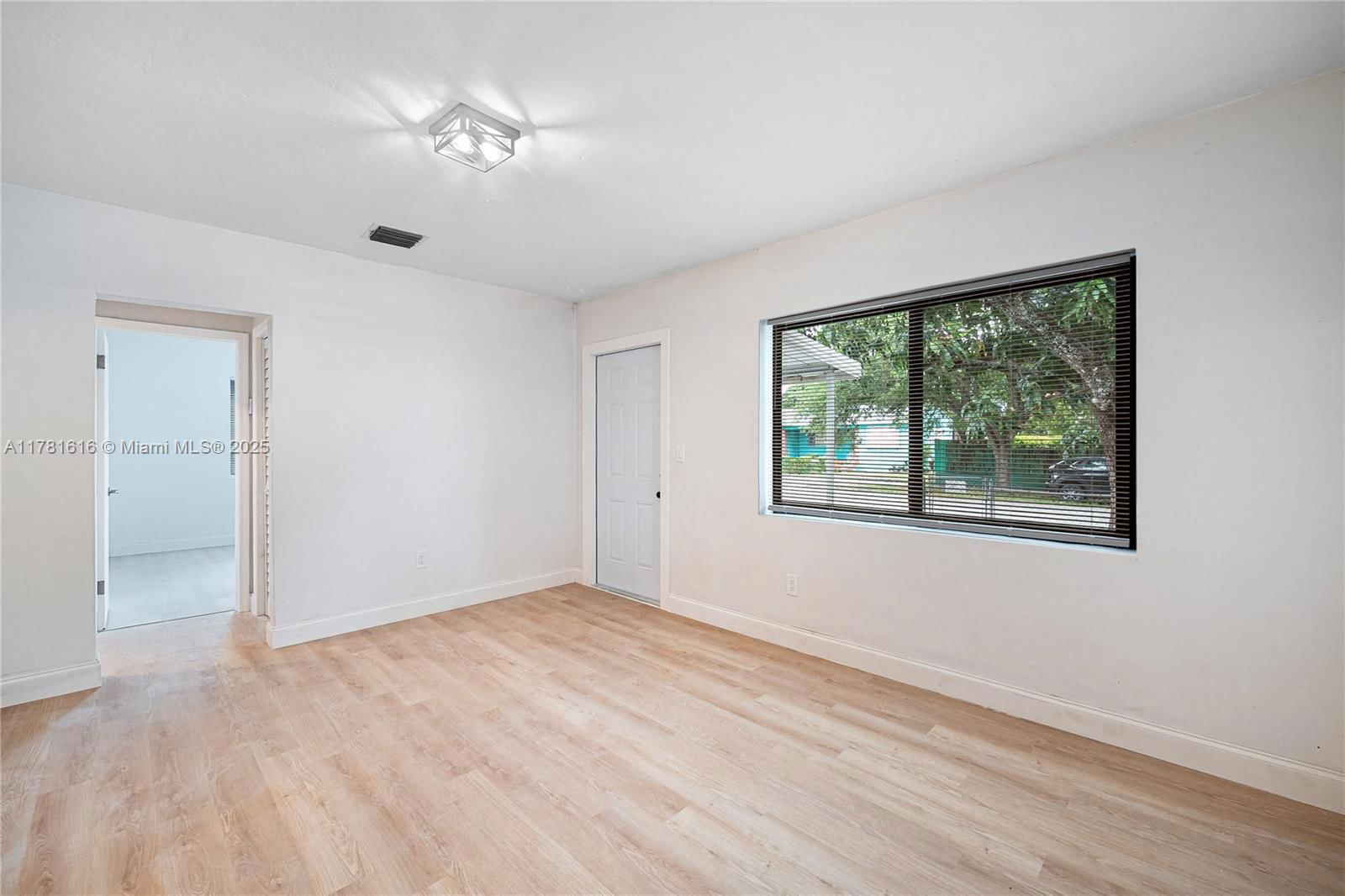 Real estate property located at 8025 15th Ave, Miami-dade, Everglades Ave Heights, Miami, FL