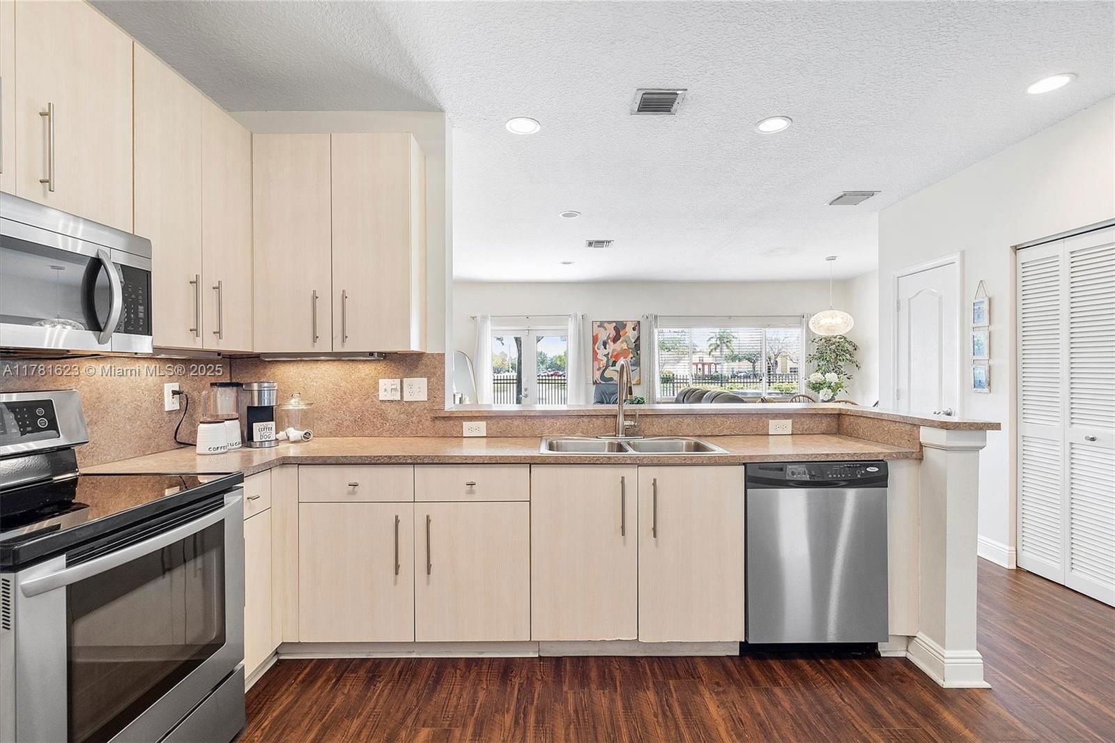 Real estate property located at 786 132nd Ave, Broward, Lago West Subdivision, Plantation, FL