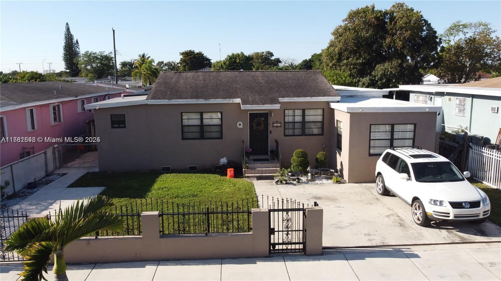 Real estate property located at 848 24th St, Miami-dade, Hialeah 13th Addn Amd Pl, Hialeah, FL