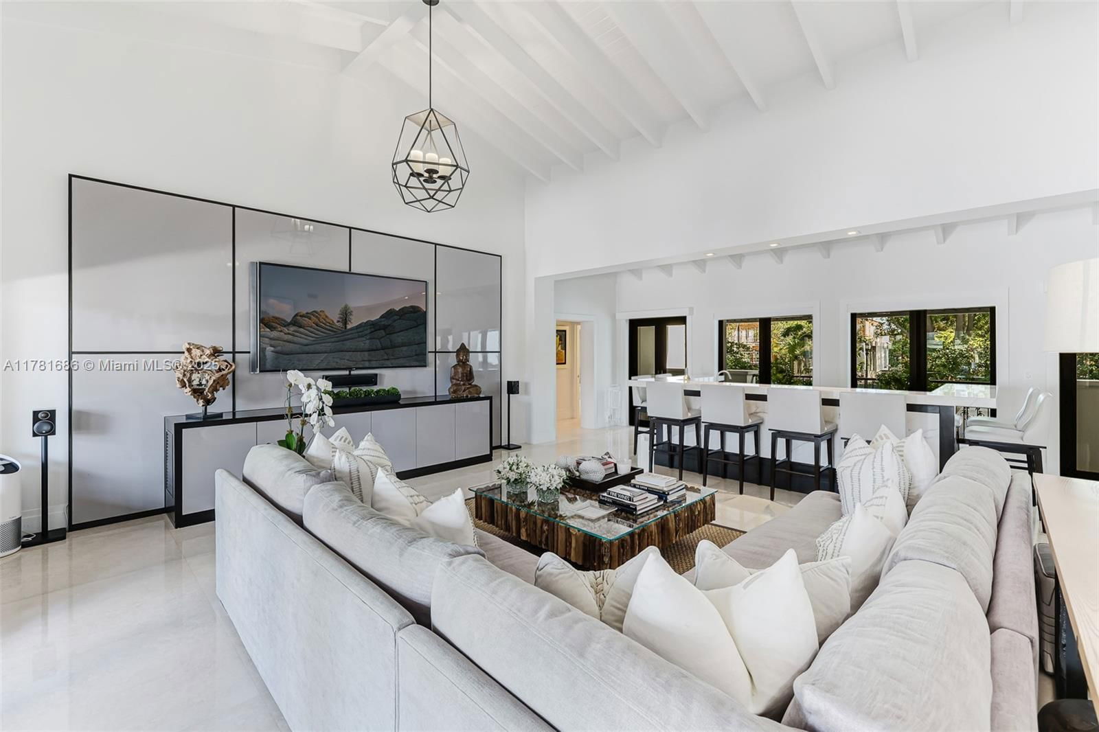 Real estate property located at 555 Arvida Pkwy, Miami-dade, Gables Estates No 3, Coral Gables, FL