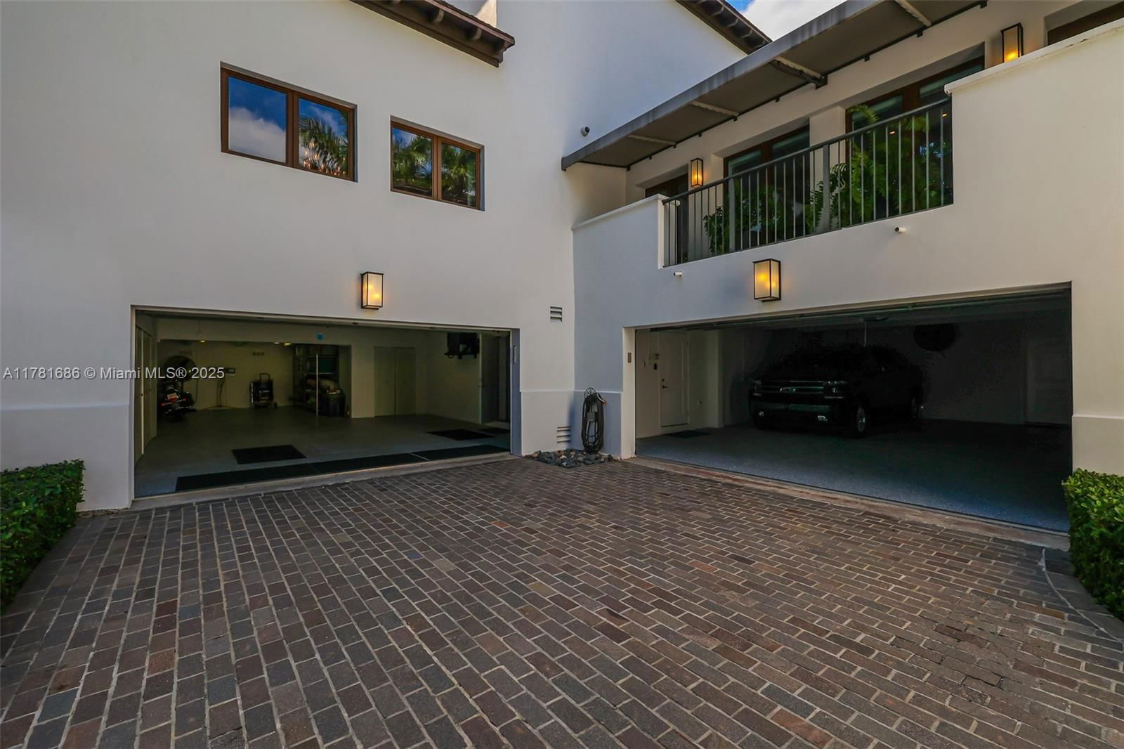 Real estate property located at 555 Arvida Pkwy, Miami-dade, Gables Estates No 3, Coral Gables, FL