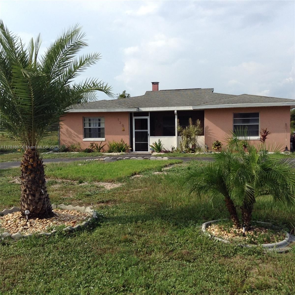 Real estate property located at 120 Lake Ridge Drive, Other, Lake Ridge Estate, Other City - In The State Of Florida, FL