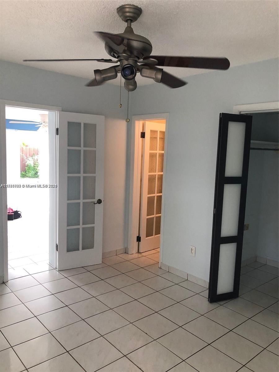 Real estate property located at 524 160th Ter, Miami-dade, Fulford Highlands 3 Addn, Miami, FL