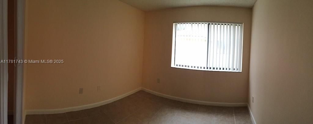 Real estate property located at 3204 Coral Lake Dr #3204, Broward, Crescent Cove Condo, Coral Springs, FL