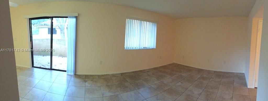 Real estate property located at 3204 Coral Lake Dr #3204, Broward, Crescent Cove Condo, Coral Springs, FL