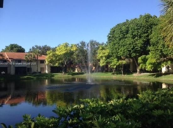 Real estate property located at 3204 Coral Lake Dr #3204, Broward, Crescent Cove Condo, Coral Springs, FL